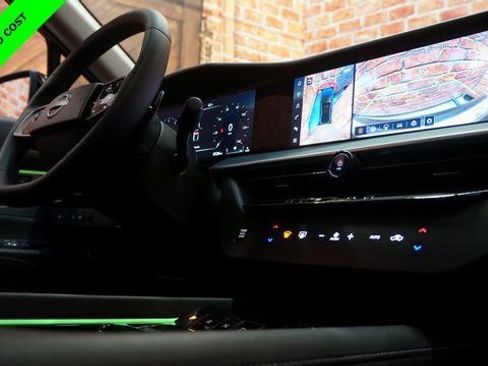 Certified 2025 Nissan Murano SL w/ Cargo Package image 51