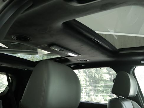 Used 2024 Kia Telluride SX Prestige X-Line AWD/4WD image 3