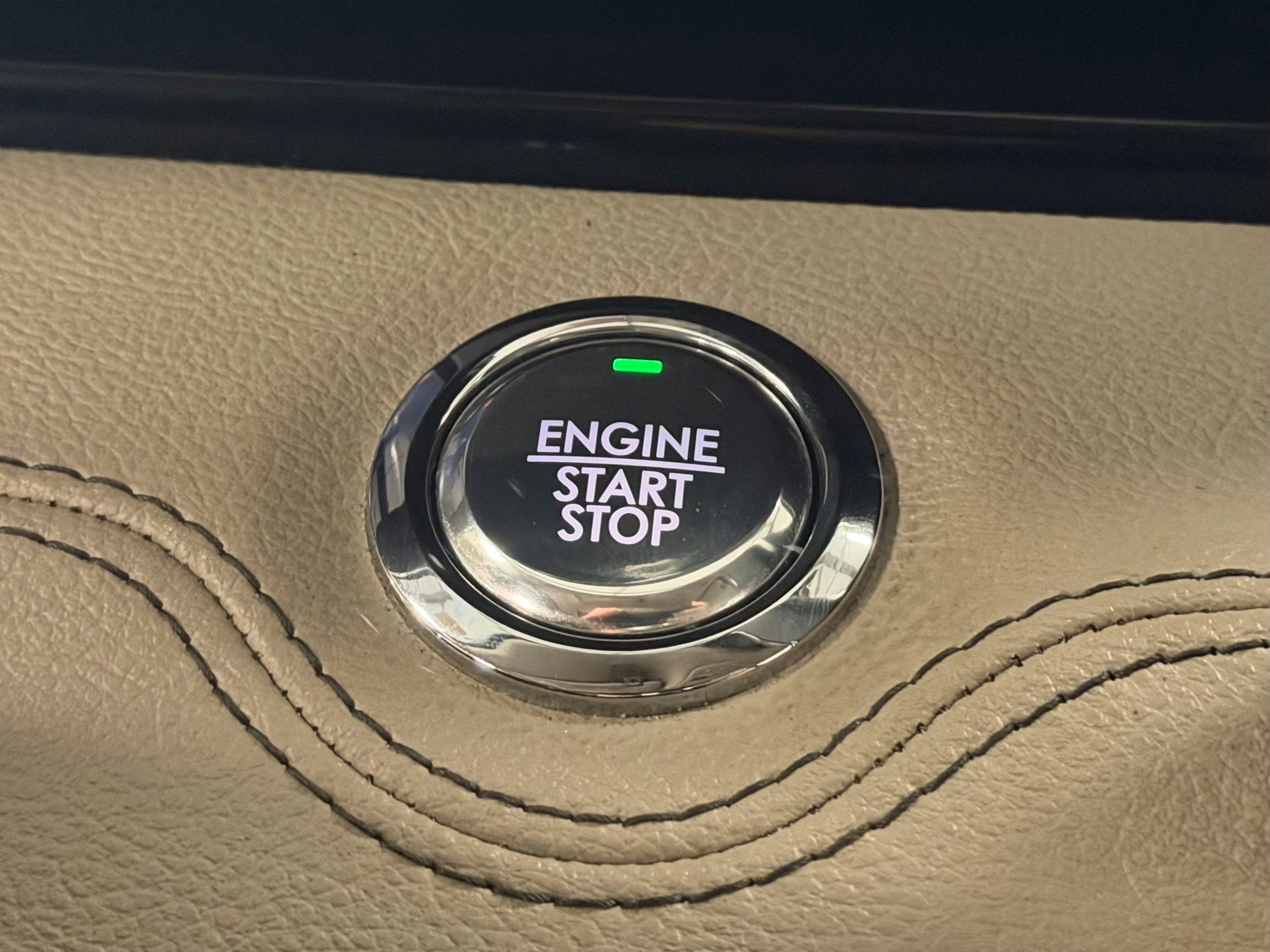 Used 2023 Lincoln Navigator Reserve AWD/4WD image 23