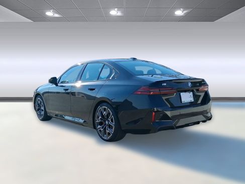 New 2026 BMW i5 eDrive40 w/ M Sport Package image 3