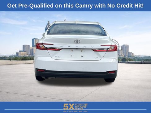 Used 2025 Toyota Camry LE FWD image 21