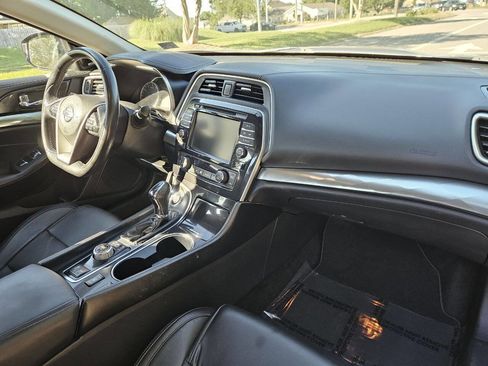 Used 2019 Nissan Maxima 3.5 SL w/ Floor Mat Group FWD image 19