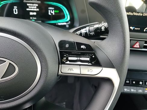 New 2026 Hyundai Elantra Blue image 17