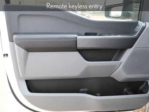 Used 2025 Ford F250 XLT image 9