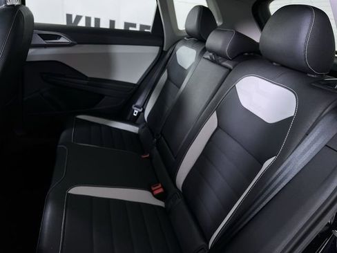 New 2025 Volkswagen Taos SEL image 23