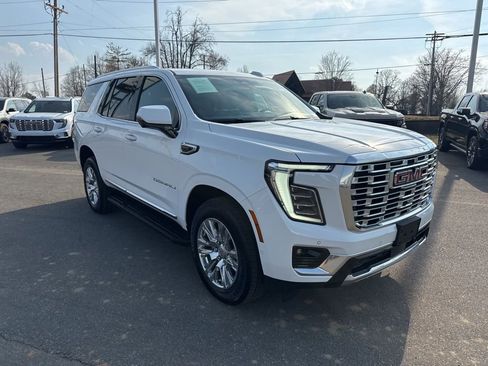 Used 2025 GMC Yukon Denali image 8