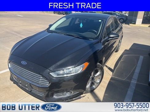 Used 2015 Ford Fusion SE w/ Equipment Group 201A image 1