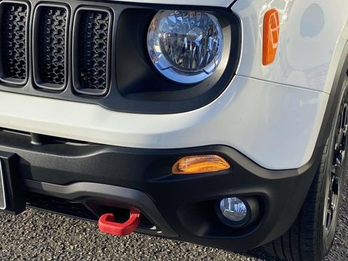 Used 2023 Jeep Renegade Trailhawk AWD/4WD image 5