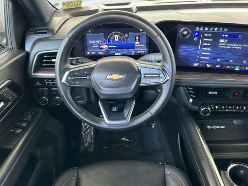 Certified 2025 Chevrolet Tahoe LT AWD/4WD image 17