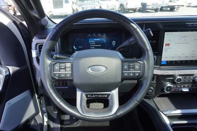 Used 2025 Ford F350 Platinum AWD/4WD image 32