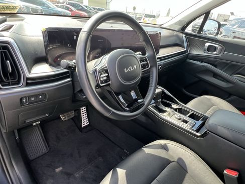 Certified 2024 Kia Sorento SX image 18