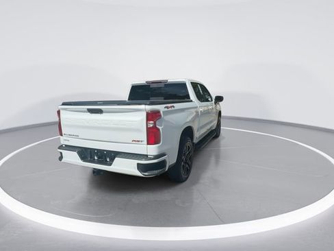Used 2023 Chevrolet Silverado 1500 RST w/ Convenience Package II AWD/4WD image 7
