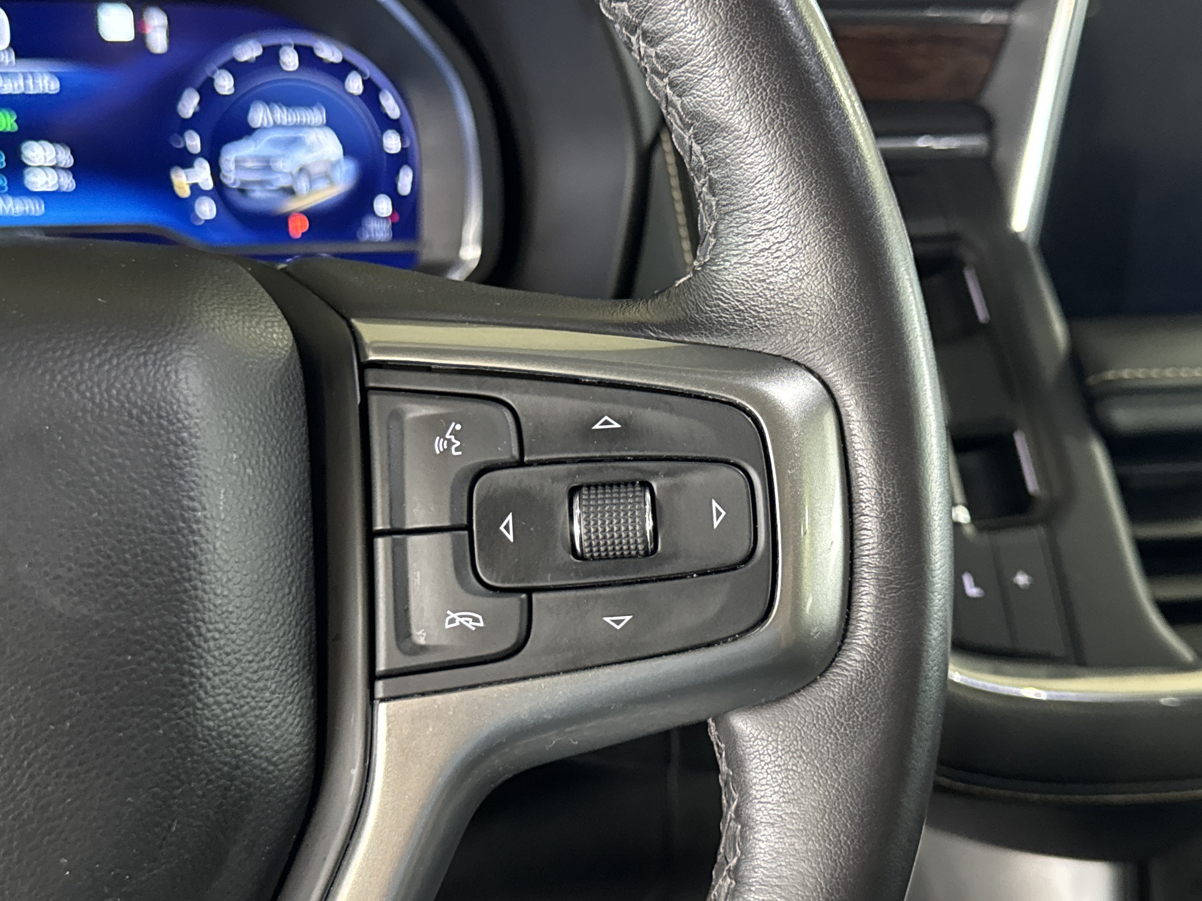 Used 2023 Chevrolet Tahoe Premier RWD image 25