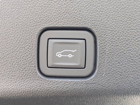 New 2026 Chevrolet Traverse RS w/ LPO, Floor Liner Package image 13