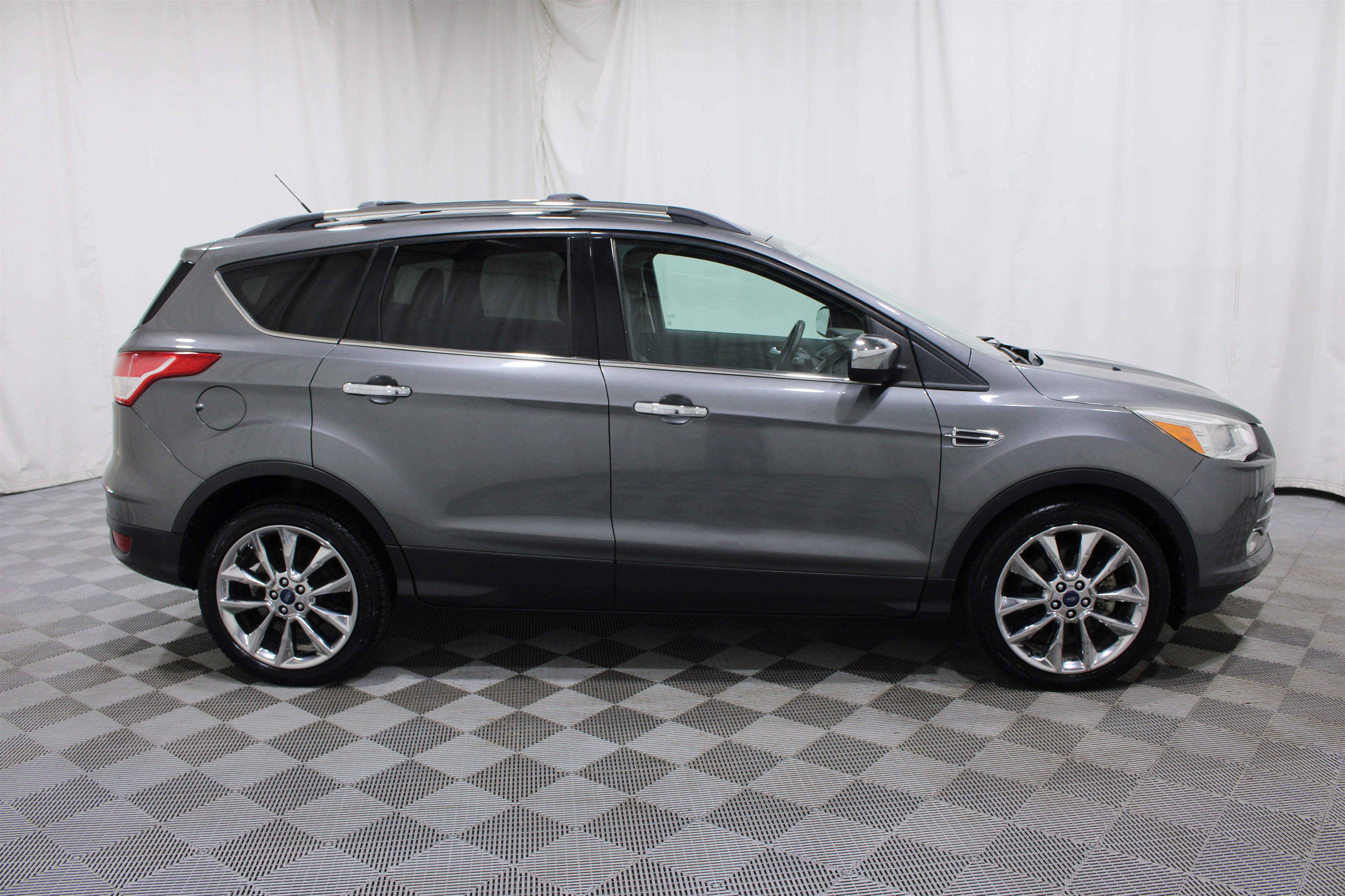Used 2014 Ford Escape SE w/ SE Chrome Package FWD image 28