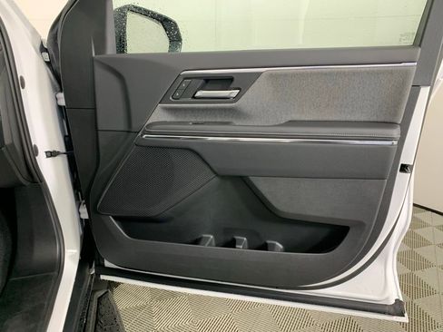 New 2026 GMC Sierra EV Elevation image 27