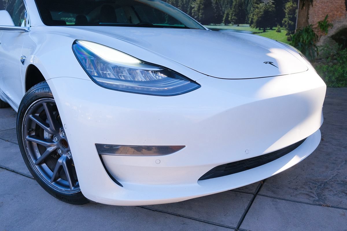 Used 2020 Tesla Model 3 Standard Range RWD image 6