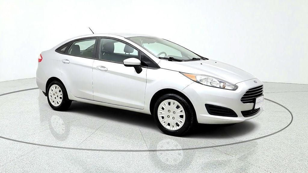 Used 2017 Ford Fiesta S FWD image 3
