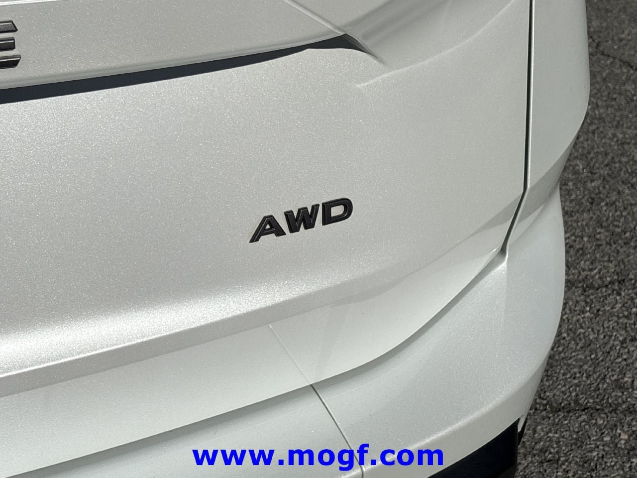 Used 2025 Nissan Rogue SV AWD/4WD image 30