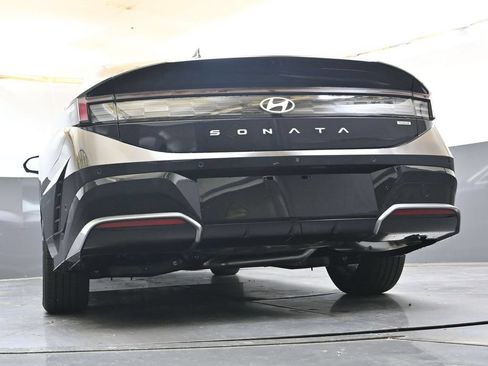 New 2026 Hyundai Sonata Limited FWD image 31