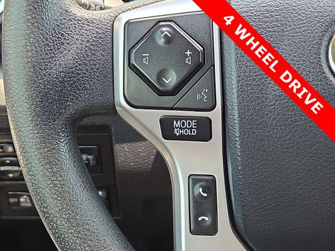 Used 2018 Toyota Tundra SR5 w/ SR5 Upgrade Package AWD/4WD image 21