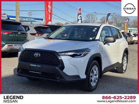 Used 2023 Toyota Corolla Cross L image 4