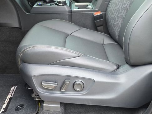 Certified 2025 Toyota Tacoma Limited image 28