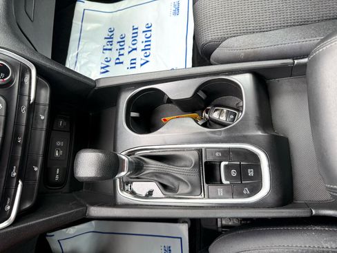 Used 2020 Hyundai Santa Fe SEL image 24
