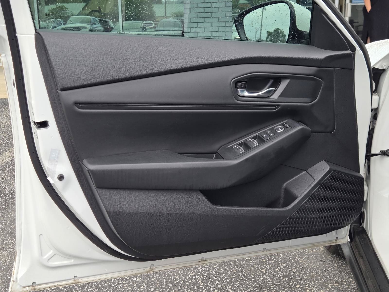 Used 2024 Honda Accord EX image 19