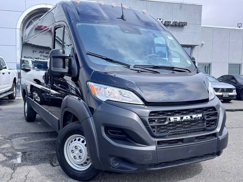 Used 2025 RAM ProMaster 2500 FWD image 1