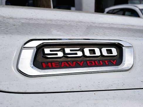 Used 2021 RAM 5500 Tradesman w/ Safety Group image 11