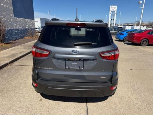 Used 2018 Ford EcoSport SE image 4