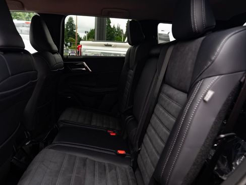 New 2026 Mitsubishi Outlander SE AWD/4WD image 21