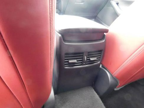 Used 2024 MAZDA CX-30 AWD 2.5 S w/ Preferred Package image 11