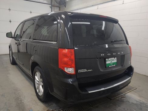 Used 2019 Dodge Grand Caravan SXT FWD image 5