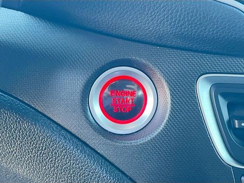 Used 2022 Honda Pilot TrailSport image 18