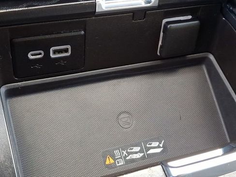 Used 2022 GMC Yukon Denali image 29