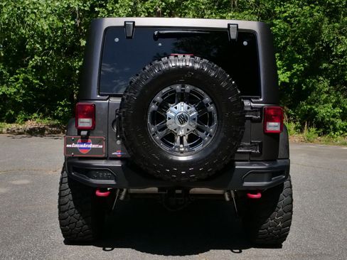 Used 2016 Jeep Wrangler Unlimited Rubicon AWD/4WD image 21