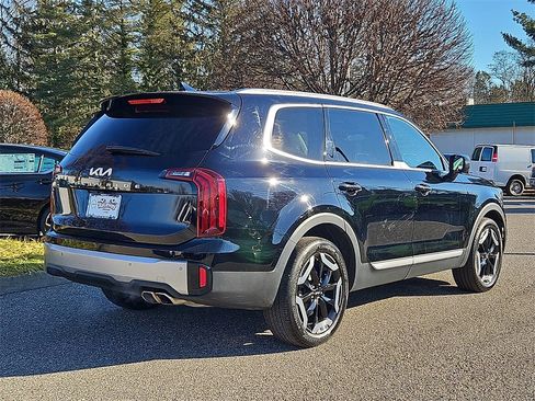 Used 2023 Kia Telluride S image 8