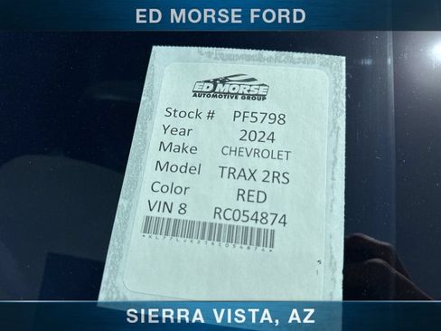 Used 2024 Chevrolet Trax RS FWD image 11