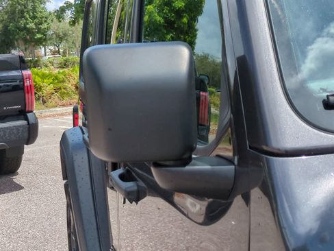 Used 2024 Jeep Wrangler Unlimited Sport AWD/4WD image 12