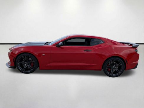 Used 2023 Chevrolet Camaro SS RWD image 7