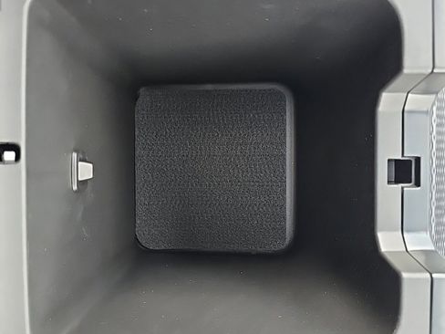 New 2025 Jeep Grand Cherokee L Altitude image 37