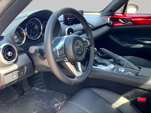 New 2026 MAZDA MX-5 Miata RF Grand Touring RWD image 8