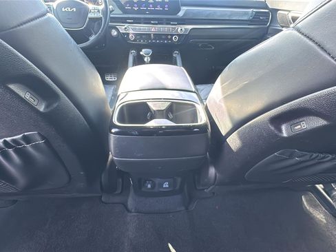 Used 2024 Kia Telluride AWD image 25