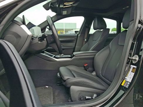 Used 2024 BMW i4 eDrive40 RWD image 13