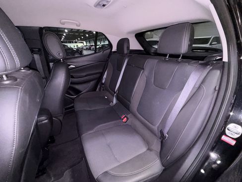 Used 2021 Buick Encore GX Select w/ Advanced Technology Package AWD/4WD image 27
