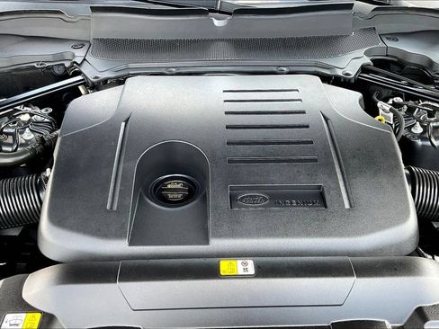 Used 2021 Land Rover Range Rover AWD/4WD image 29