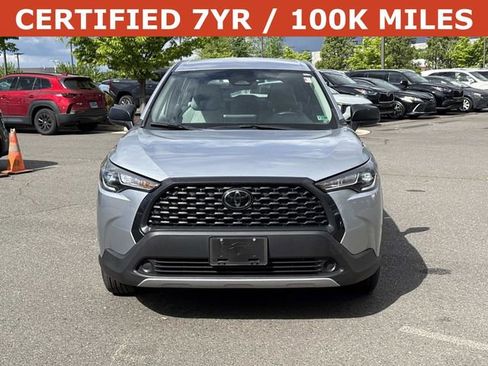Used 2023 Toyota Corolla Cross L AWD/4WD image 6