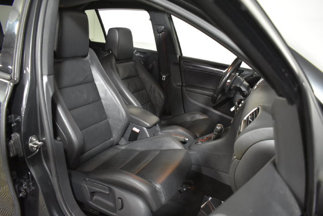 Used 2014 Volkswagen GTI Driver's Edition FWD image 29